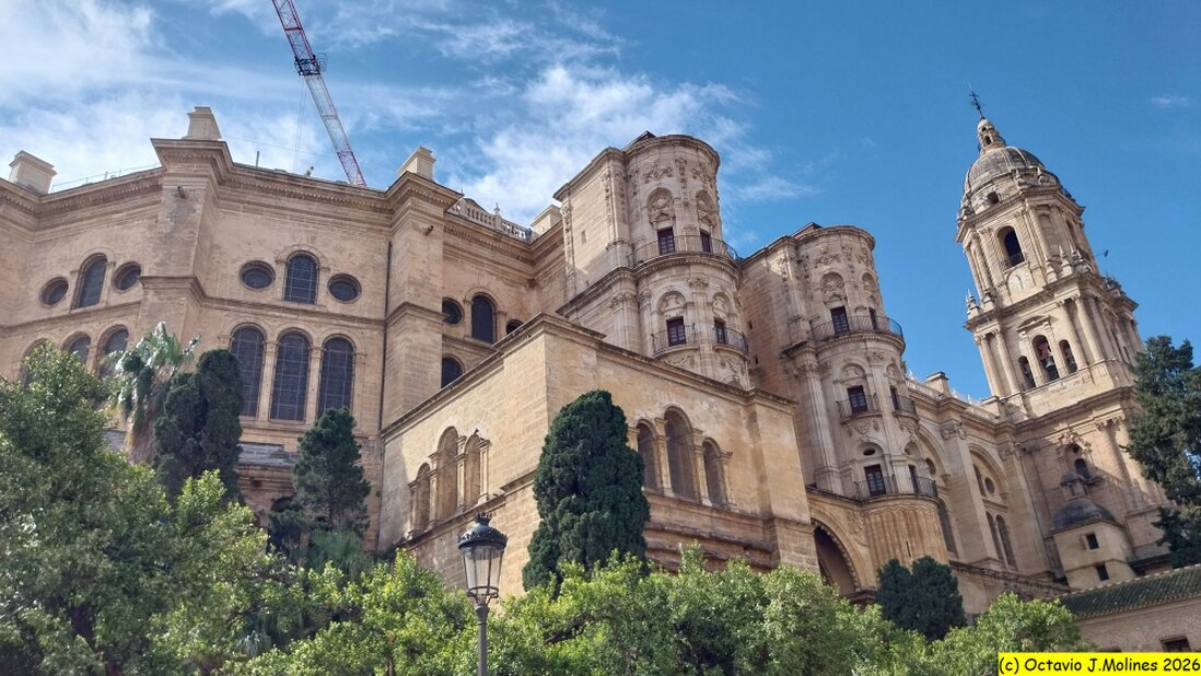 Tramo de Vía Verde con ciclista